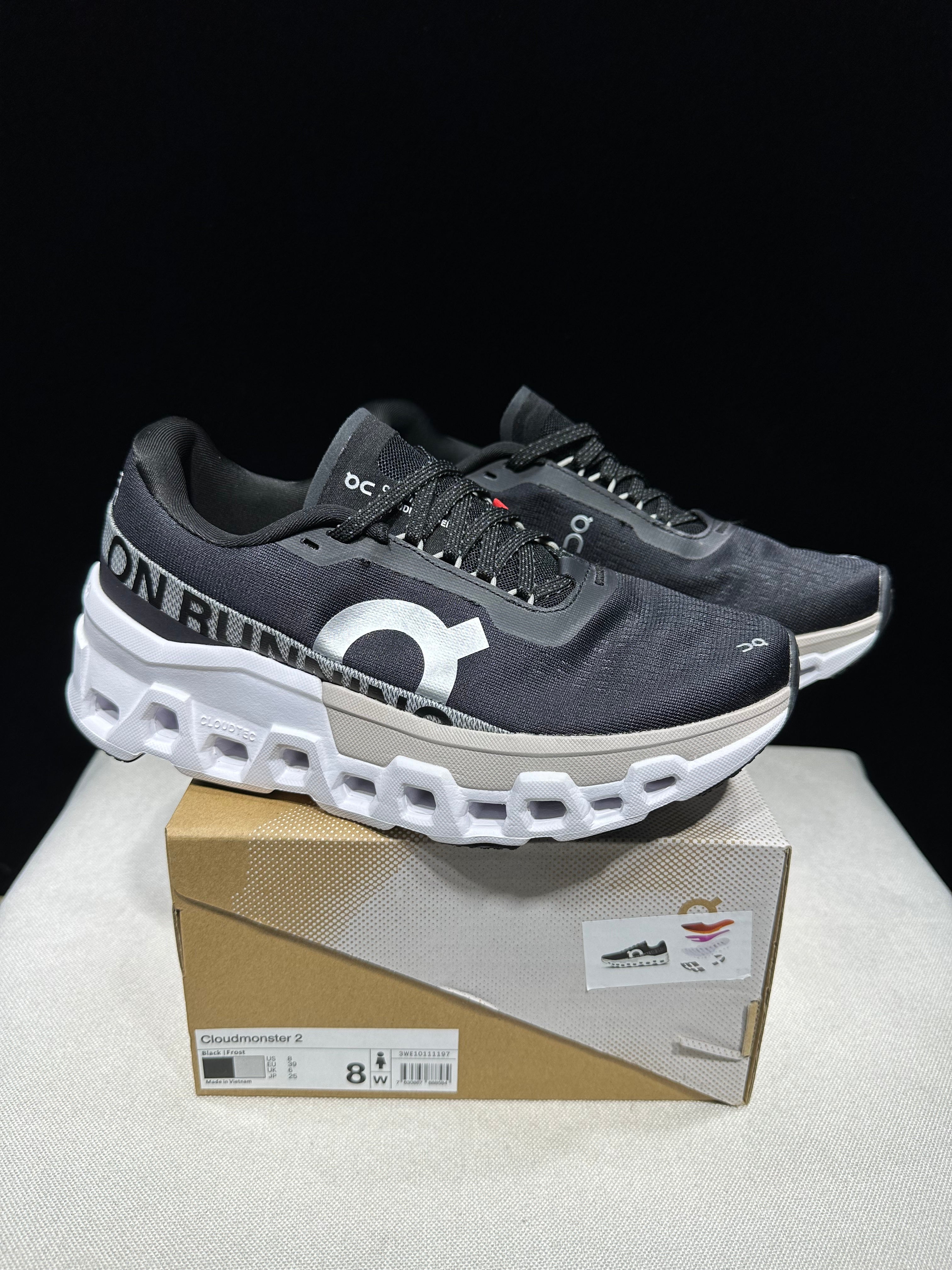 ON - Cloudmonster 2 'Black Frost'