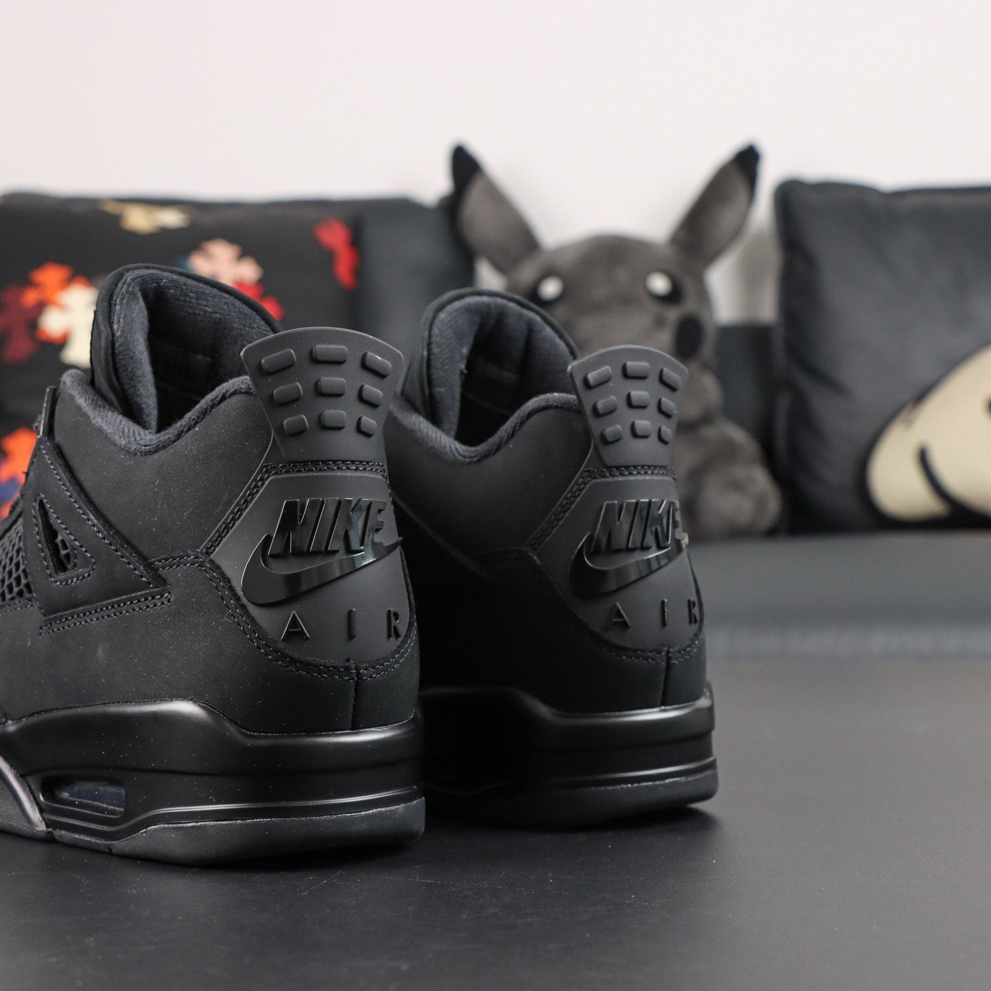Jordan 4 Retro 'Black Cat' 2025