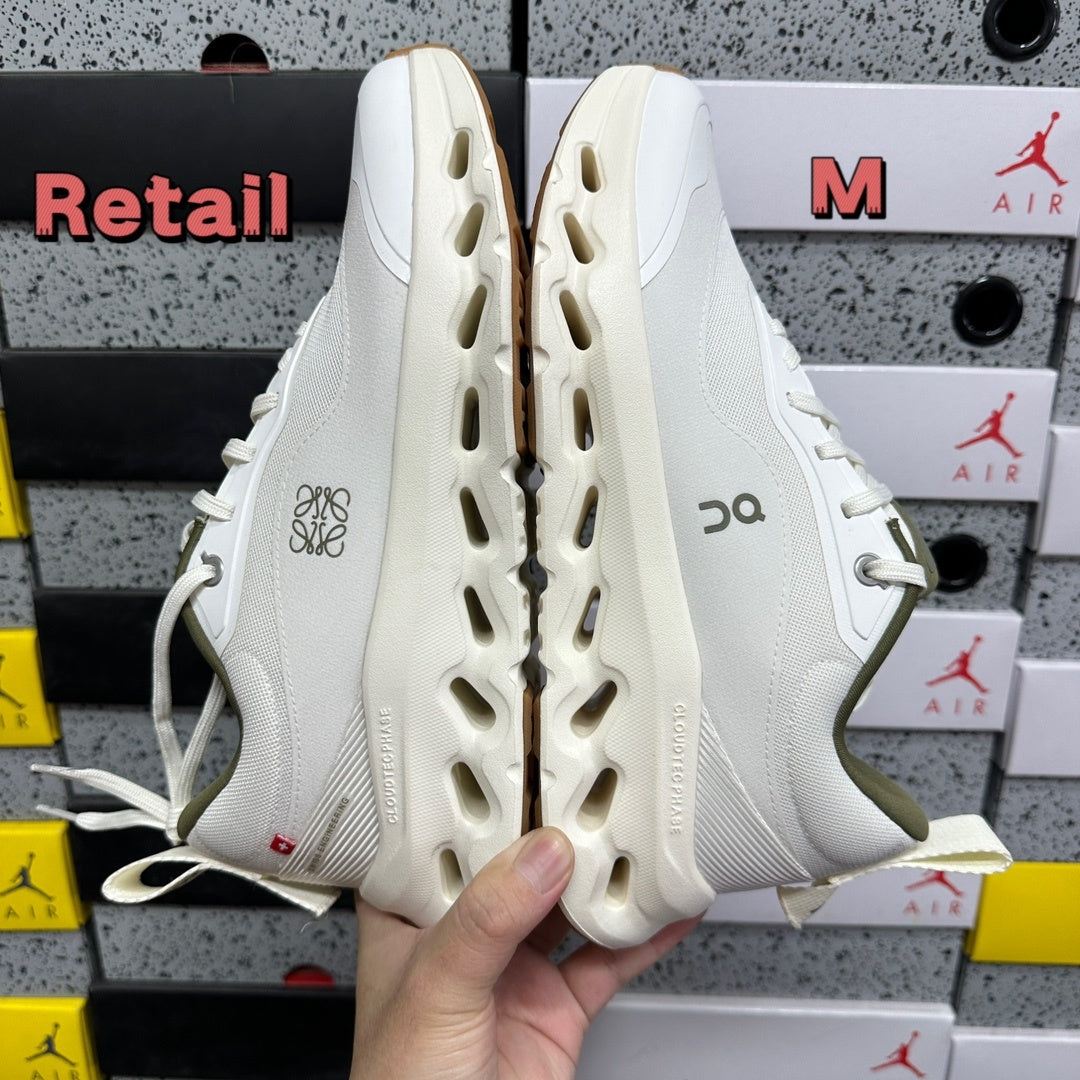 ON - Cloudtilt 2.0 x LOEWE 'White Khaki'
