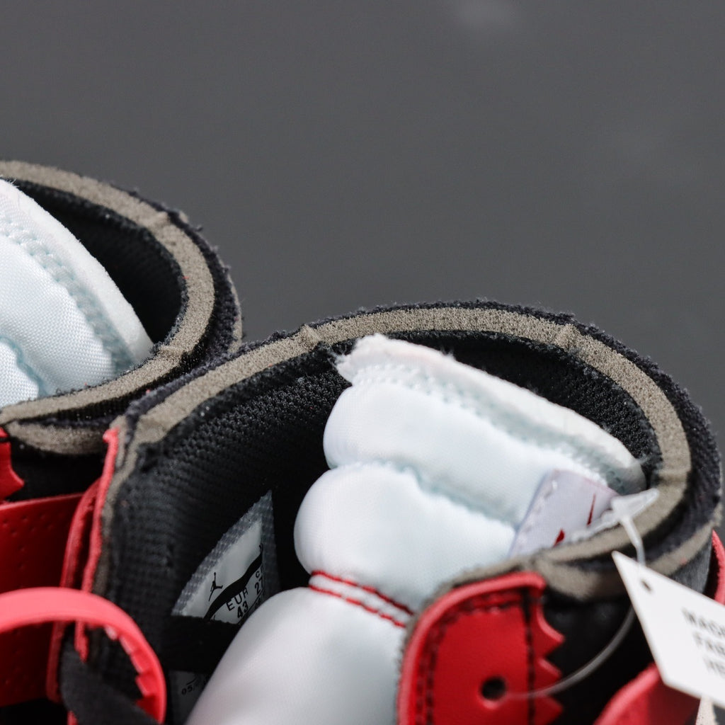 Jordan 1 x Off-White Retro High OG 'Chicago'