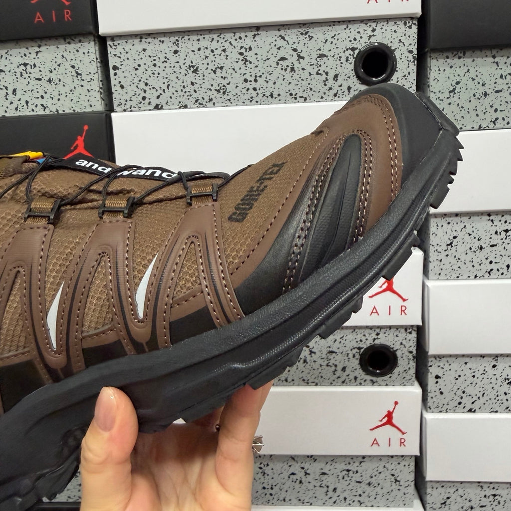 SALOMON-XA Pro 3D x And Wonder Gore-Tex 'Dark Earth Silver Reflective'