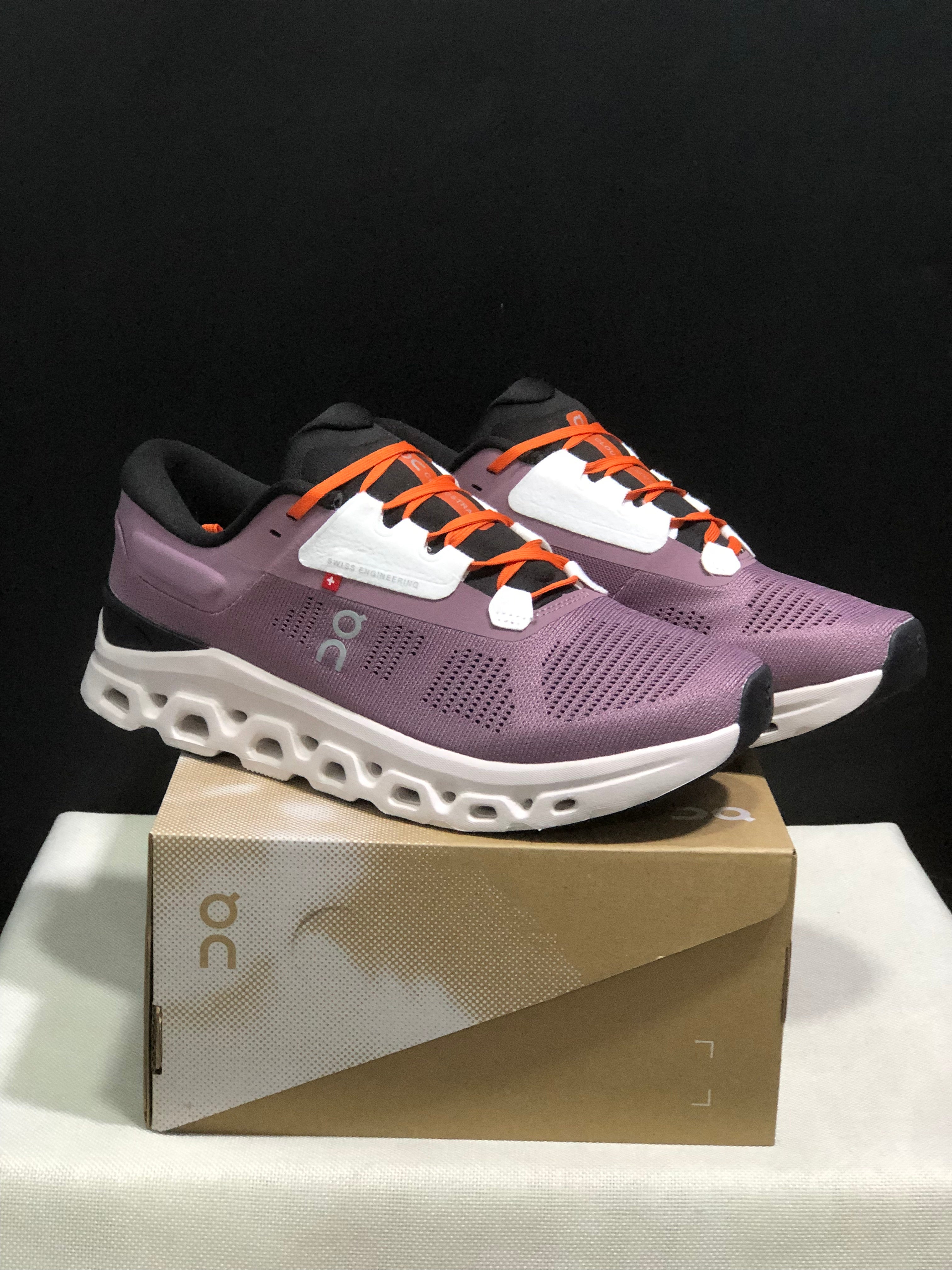 Cloudstratus 3 'Quartz | Lily'