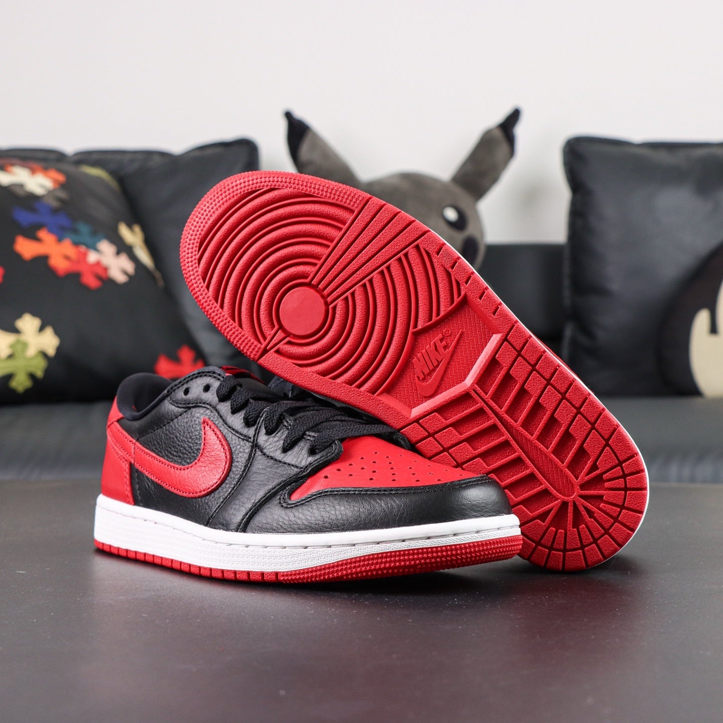 Jordan 1 Low OG 'Banned'