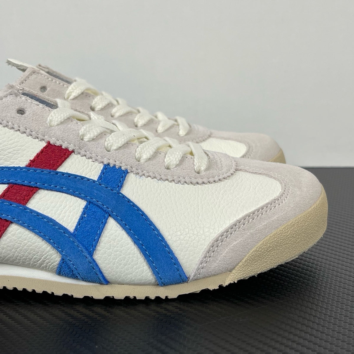 Onitsuka Tiger Mexico 66 Vintage 'White Directoire Blue'
