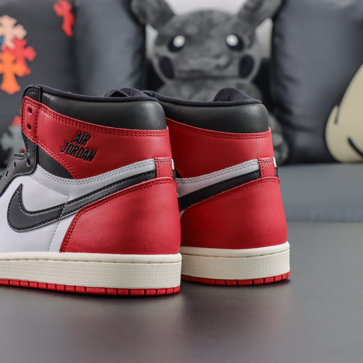 Jordan 1 Retro High OG 'Black Toe Reimagined'