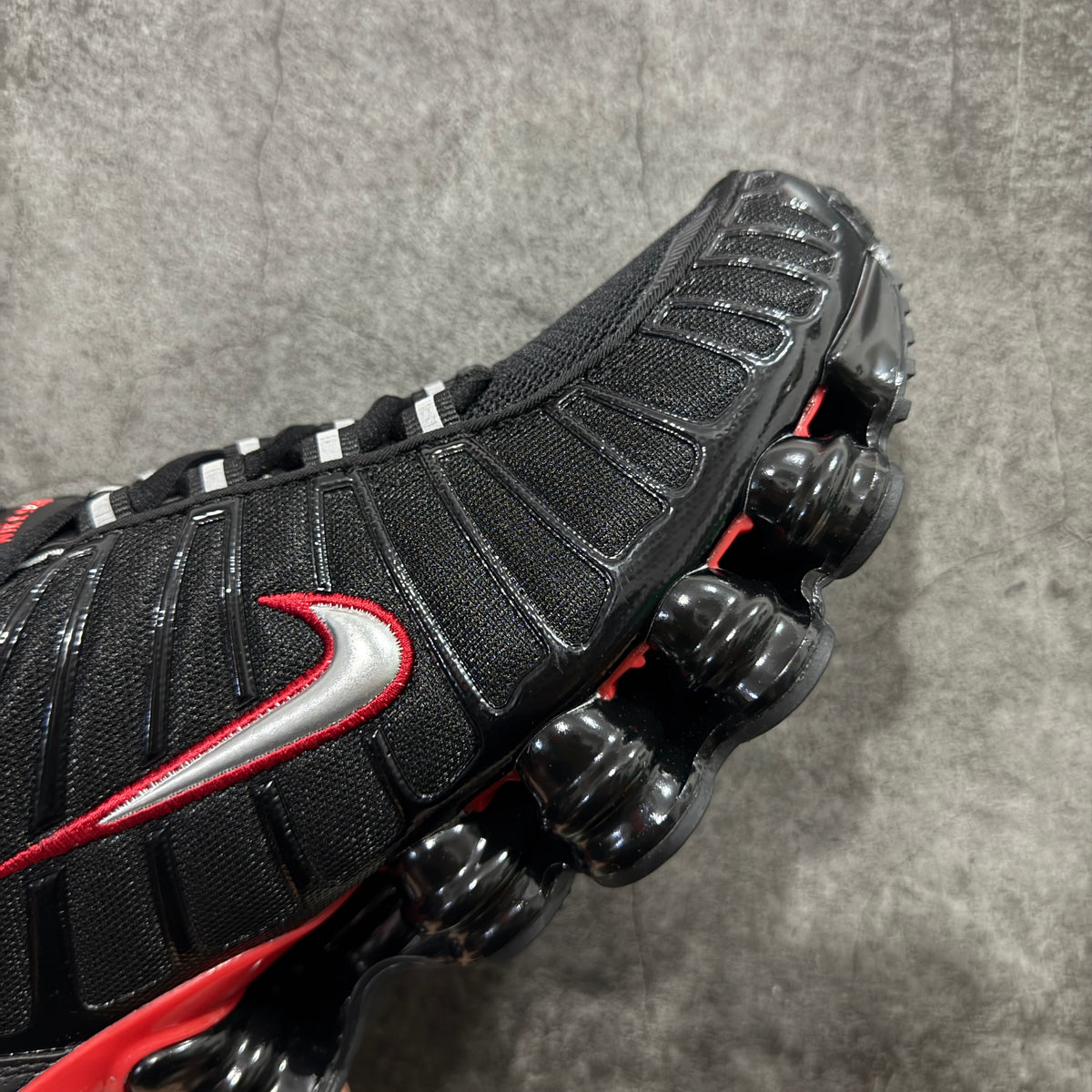NIKE SHOX TLX Black University Red