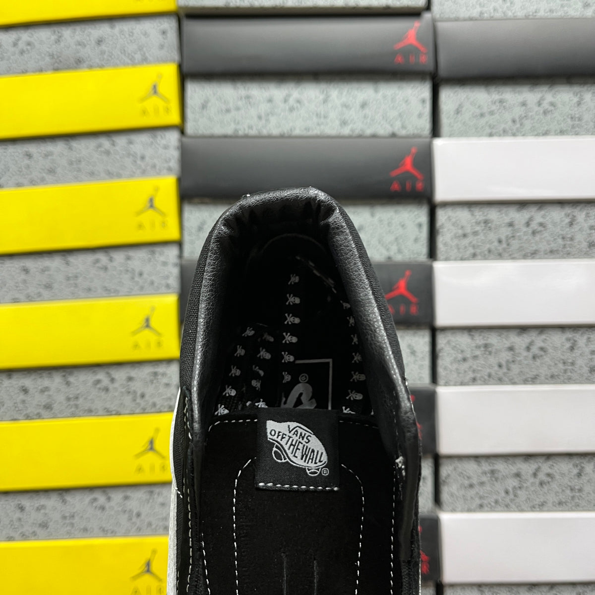 VANS SK8-MID BLACK WHITE