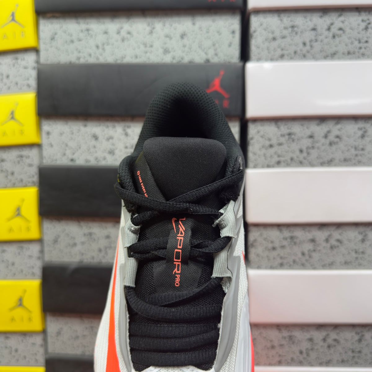 NIKE COURT AIR ZOOM VAPOR PRO 3 Premium HC White Hot Lava
