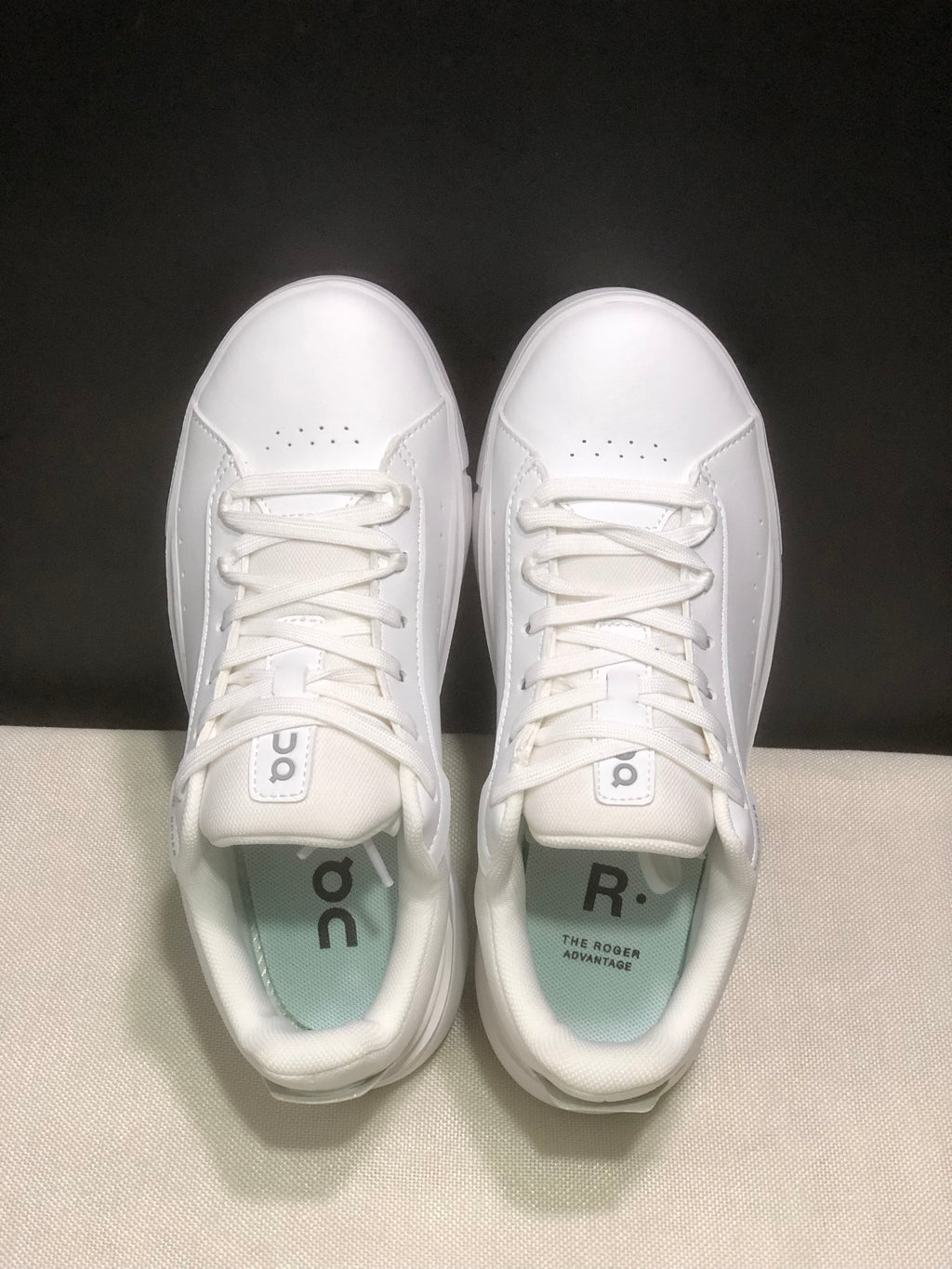 ON - ROGER FEDERER X THE ROGER CENTRE COURT ALL WHITE
