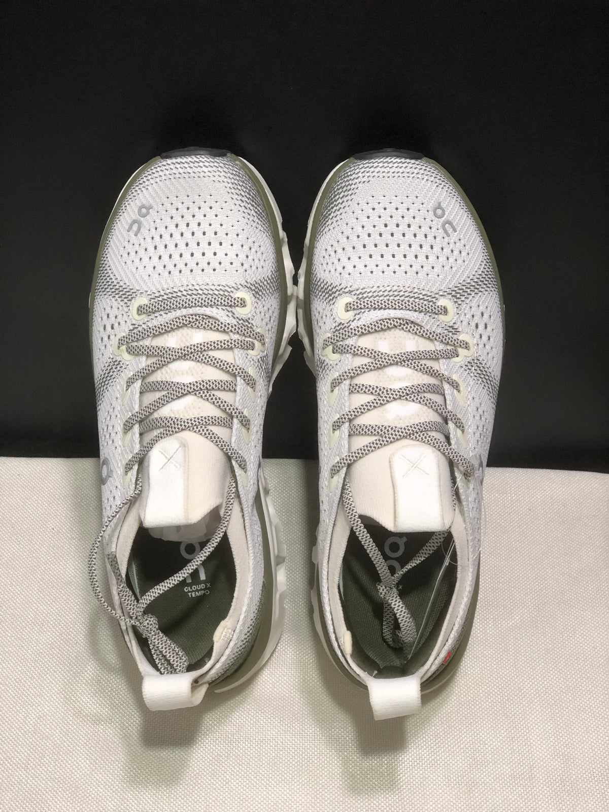 ON - CLOUD X TEMPO 1 ECLIPSE WHITE NAVY GREEN