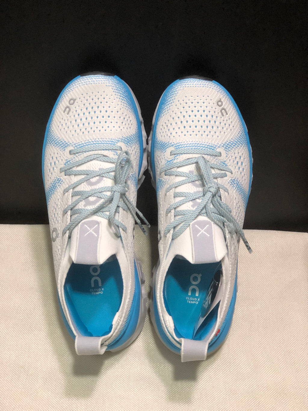 ON - CLOUD X TEMPO 1 ECLIPSE WHITE LAKE BLUE