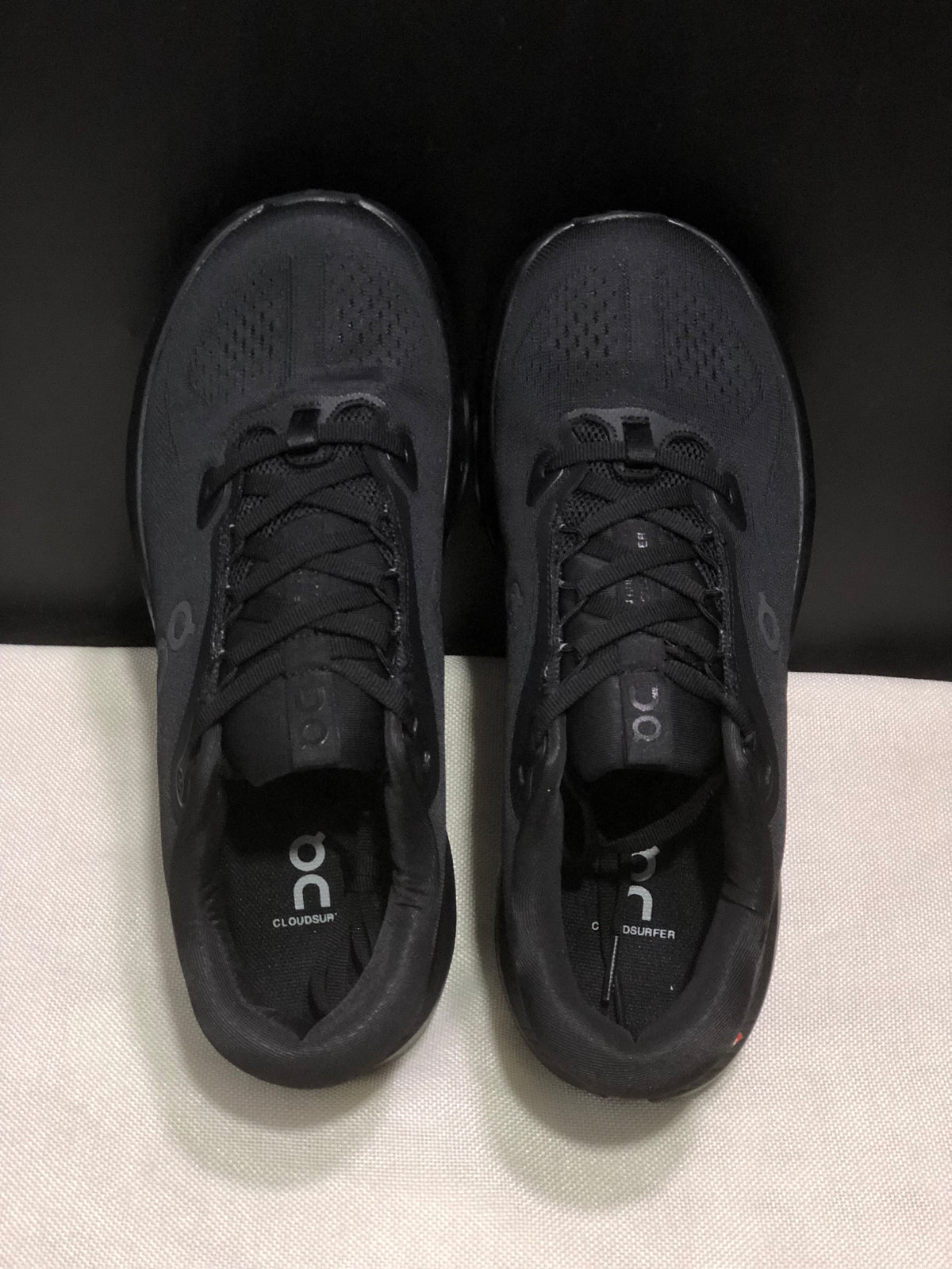 ON - CLOUDSURFER 3 ALL BLACK