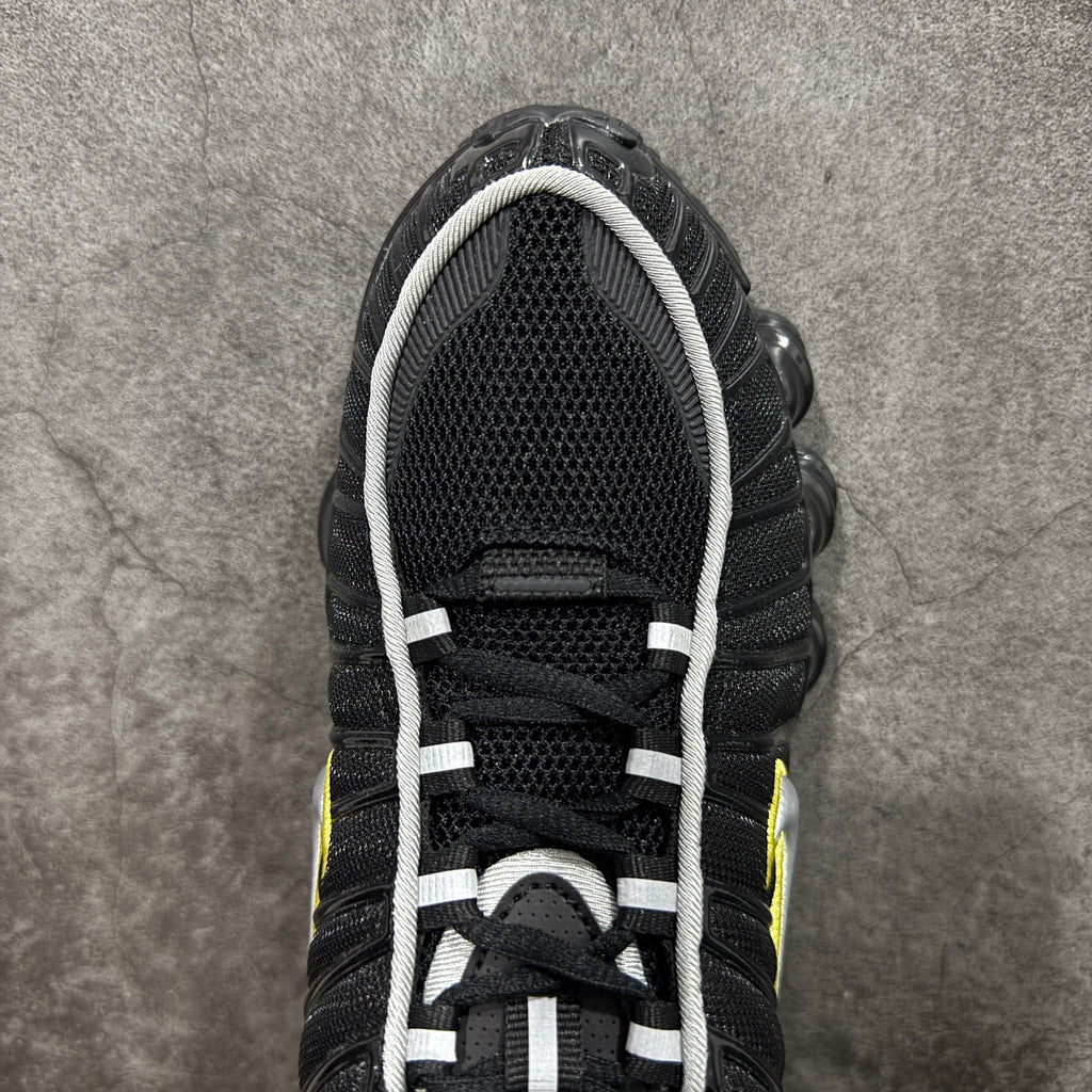 NIKE SHOX TLX Black/Dynamic Yellow/Metallic Silver