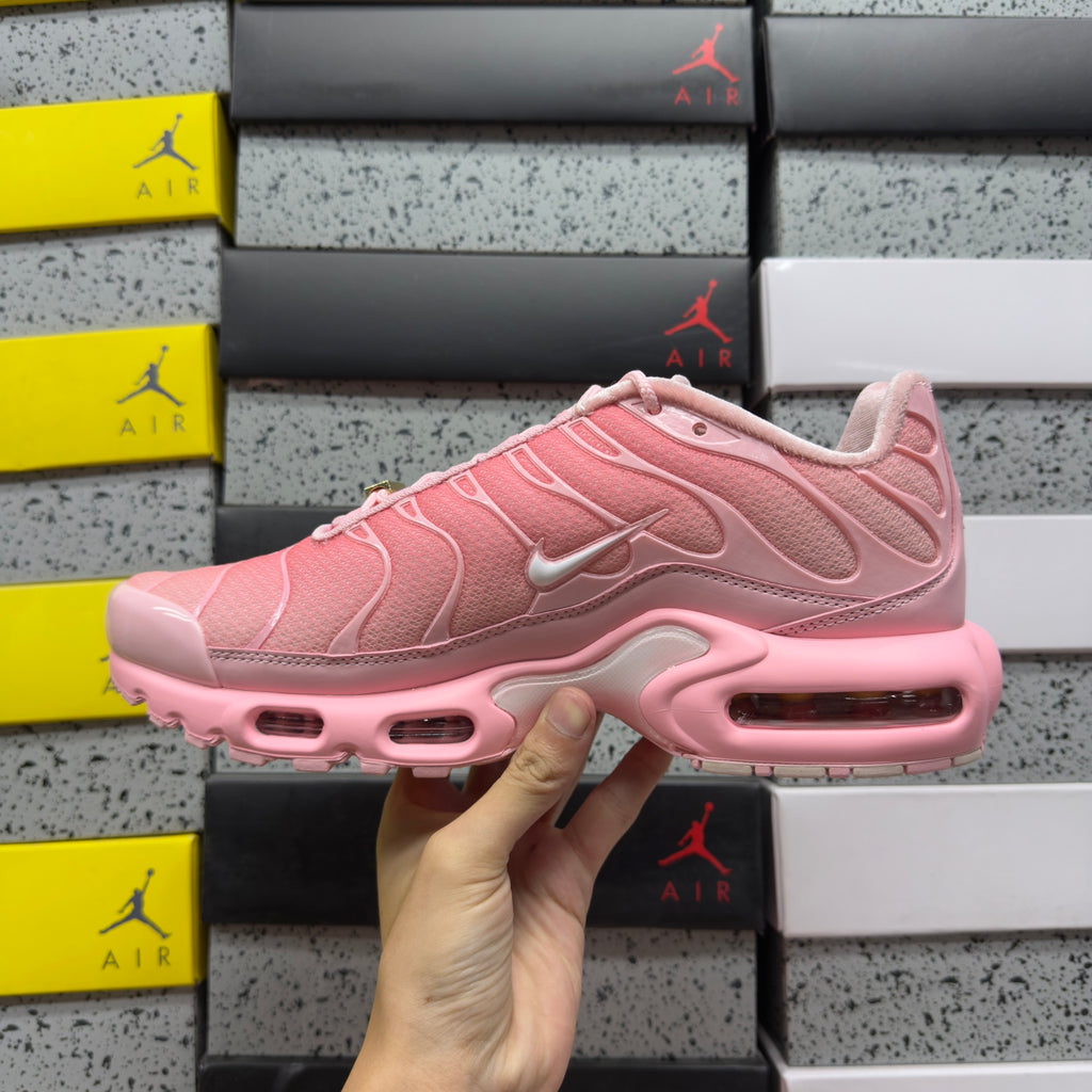 NIKE AIR MAX PLUS City Special ATL