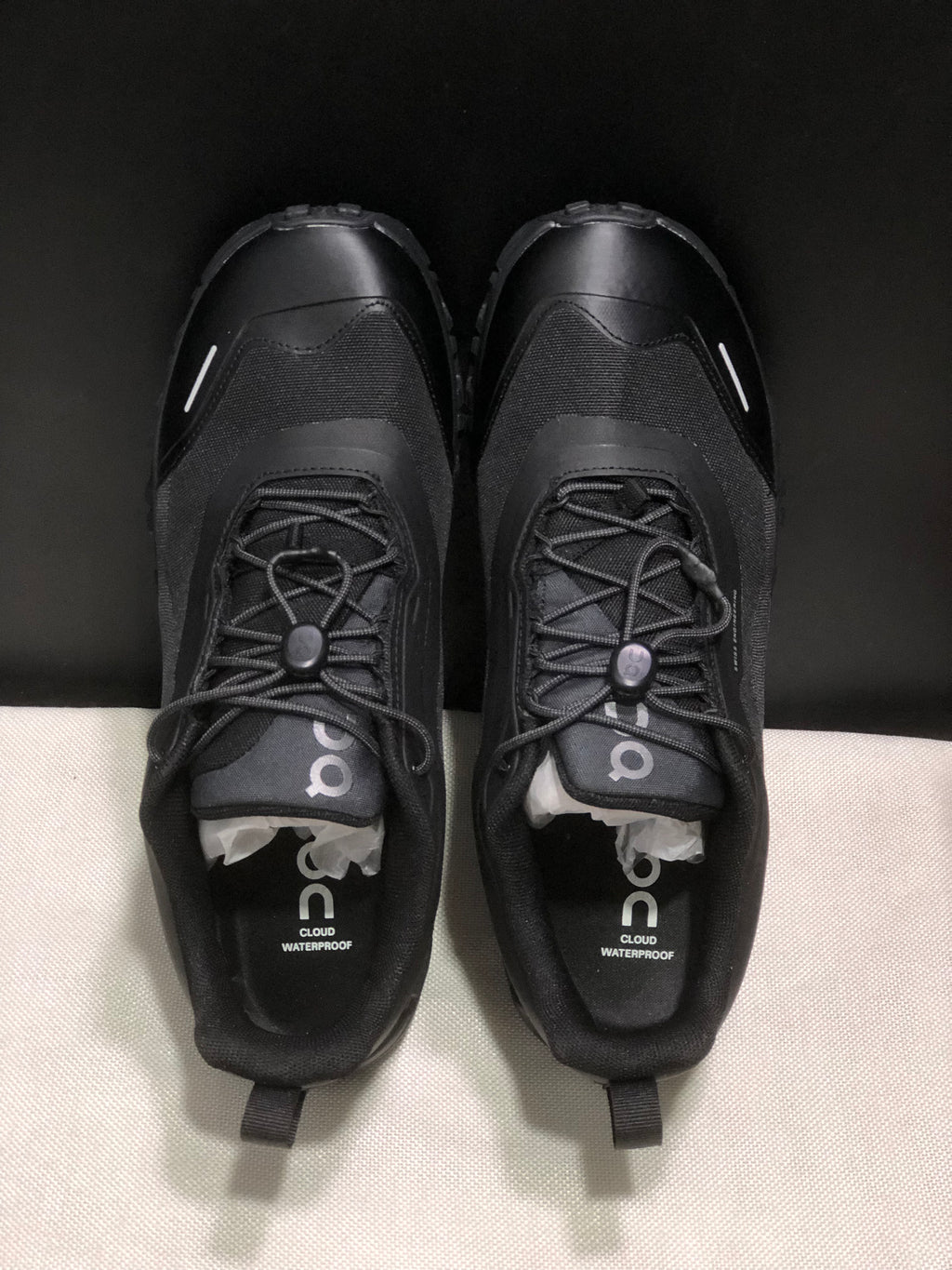 ON CLOUD 6 Black