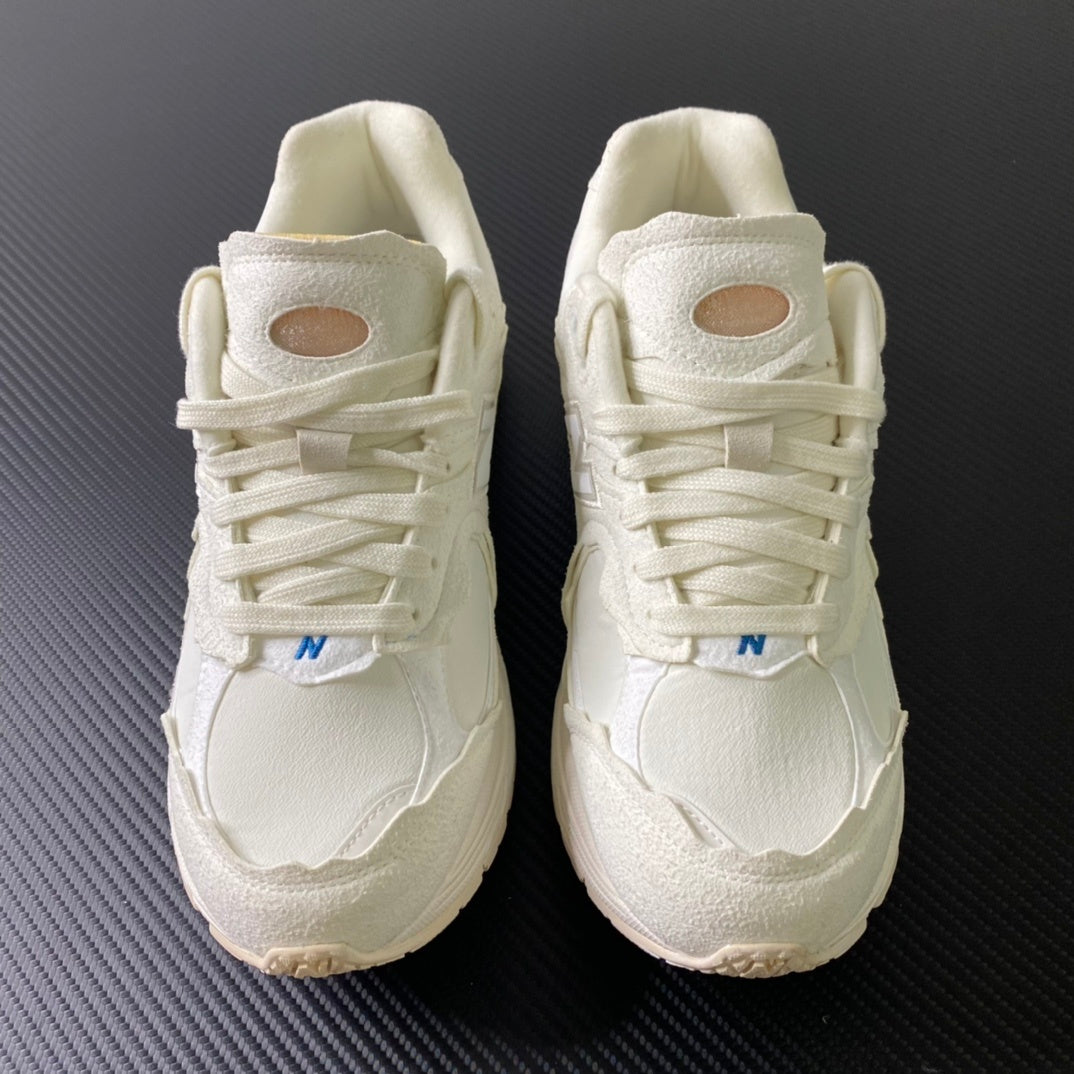 NEW BALANCE 2002R  Protection Pack in "Sea Salt"