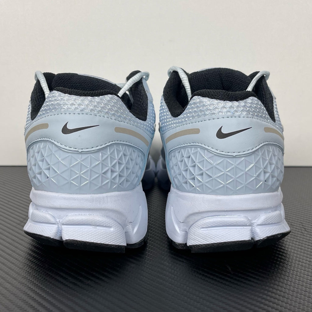 NIKE AIR ZOOM VOMERO 5 "Blue Tint"
