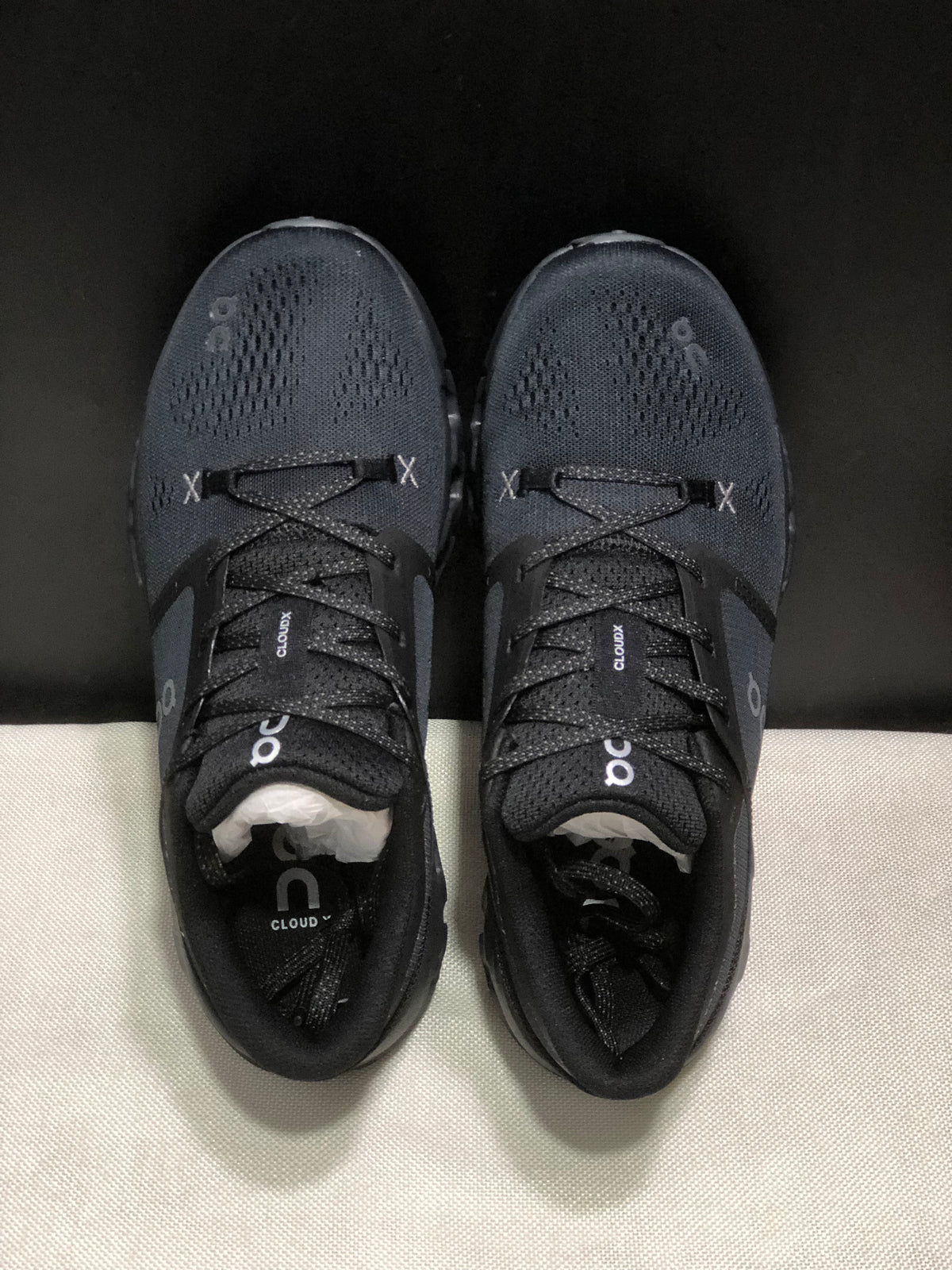 ON - Cloud X5 BLACK