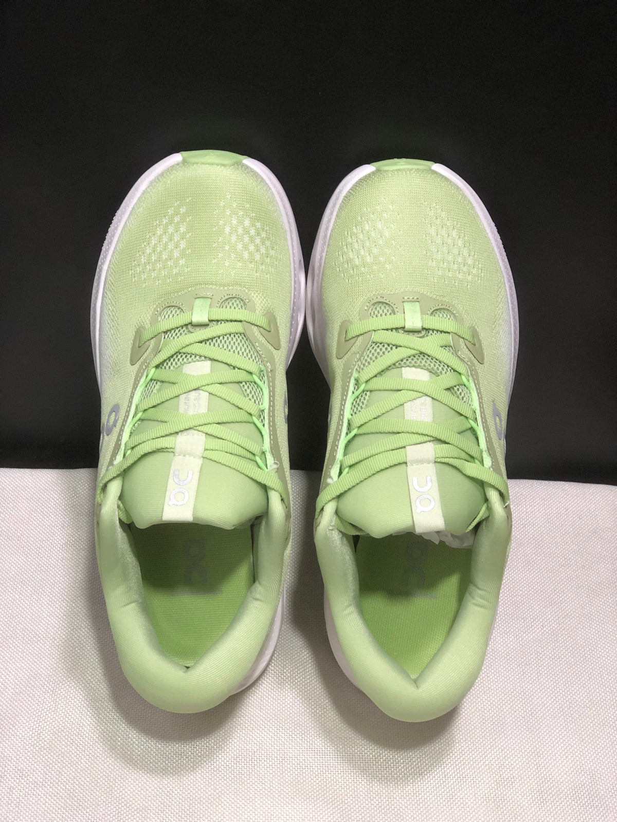 ON - CLOUDSURFER 3 WHITE GREEN