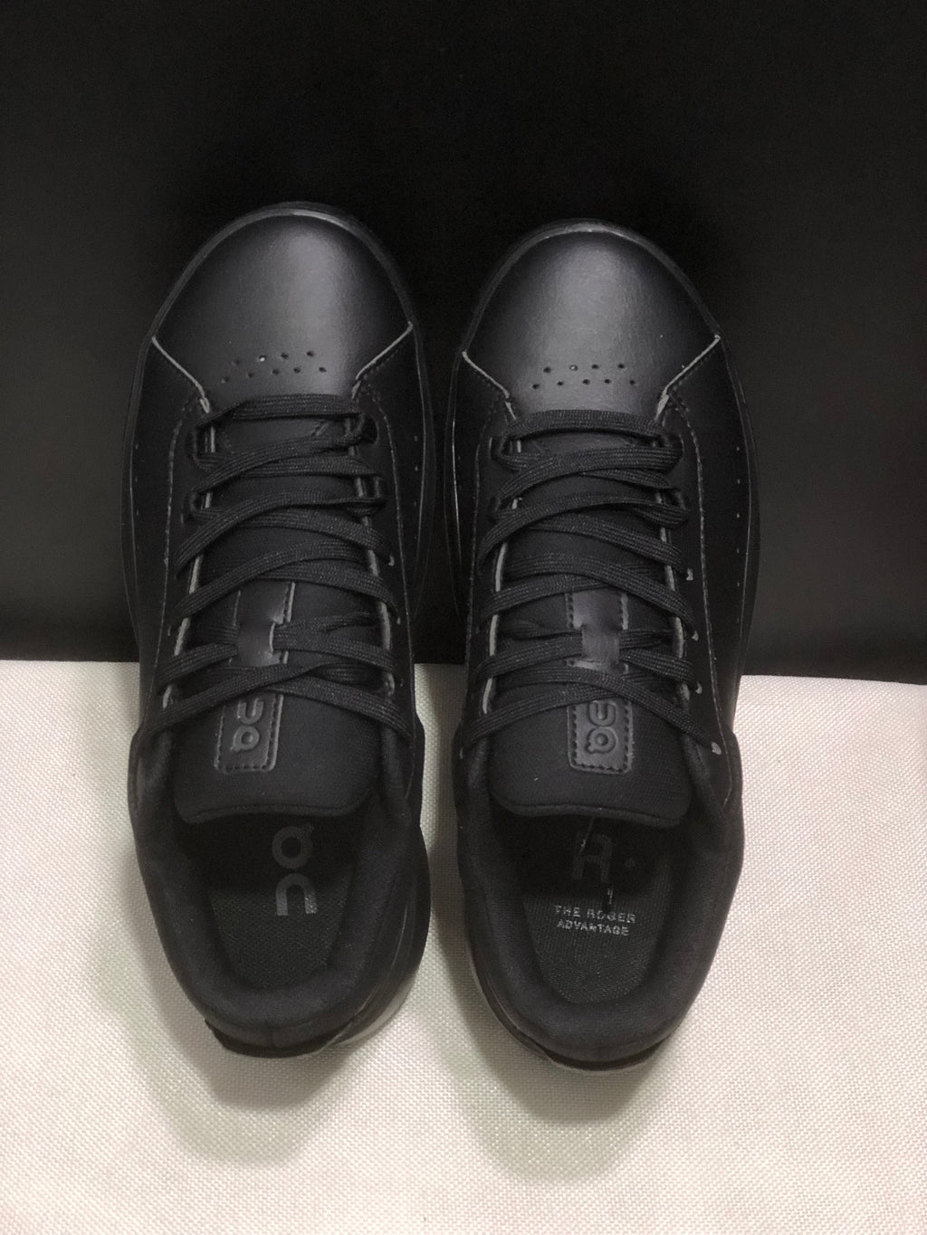 ON - ROGER FEDERER X THE ROGER CENTRE COURT ALL BLACK