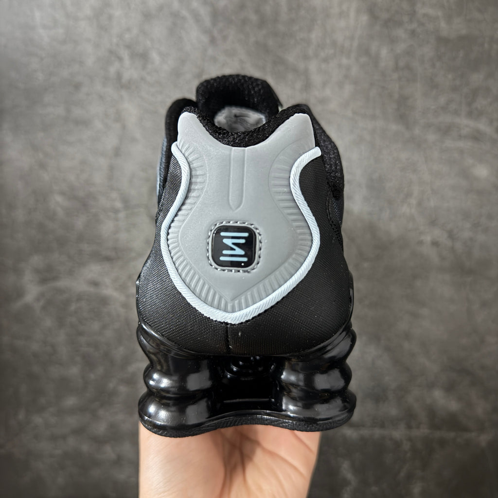 NIKE SHOX TLX Black Pure Platinum