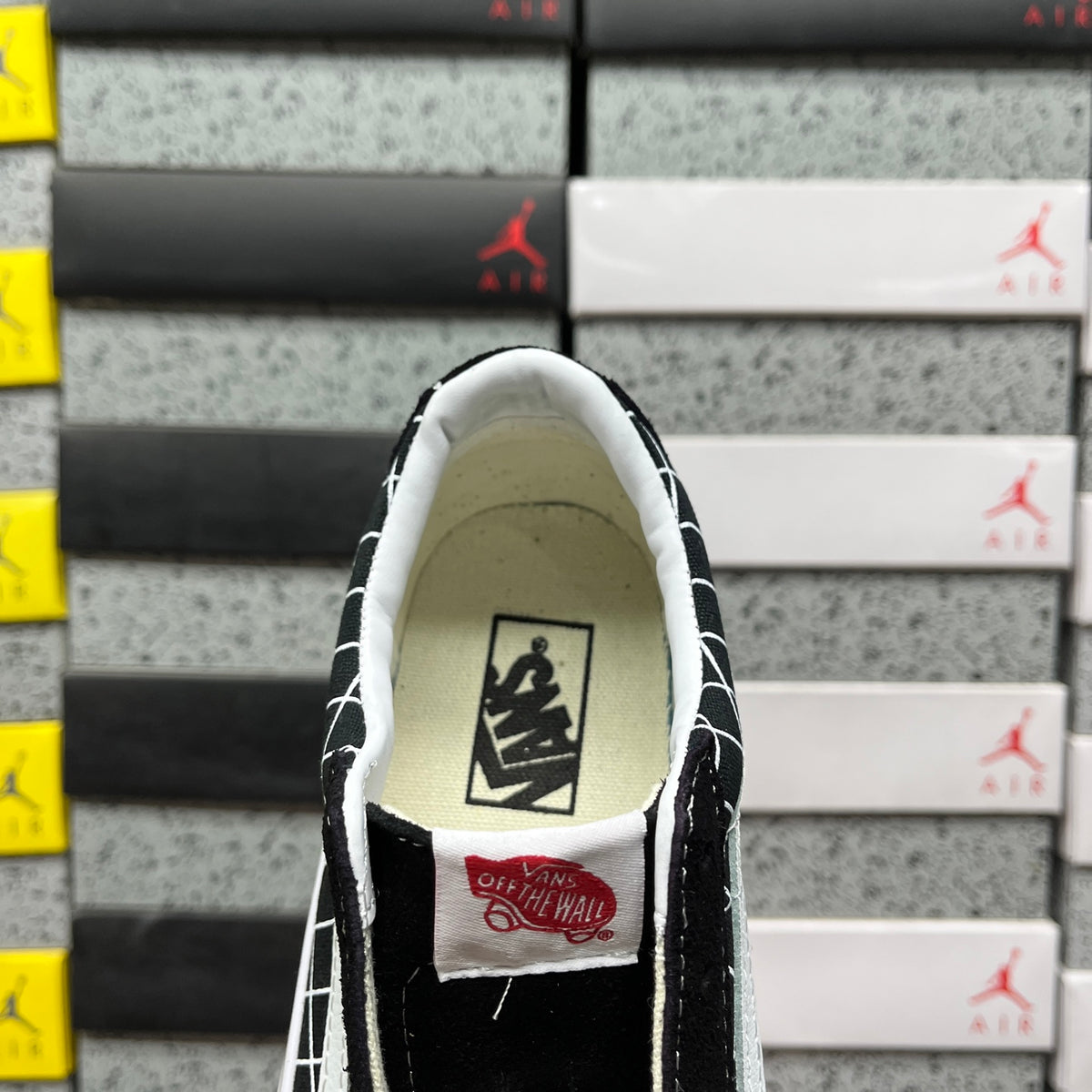 VANS UNDERCOVER Sk8-Low BLACK
