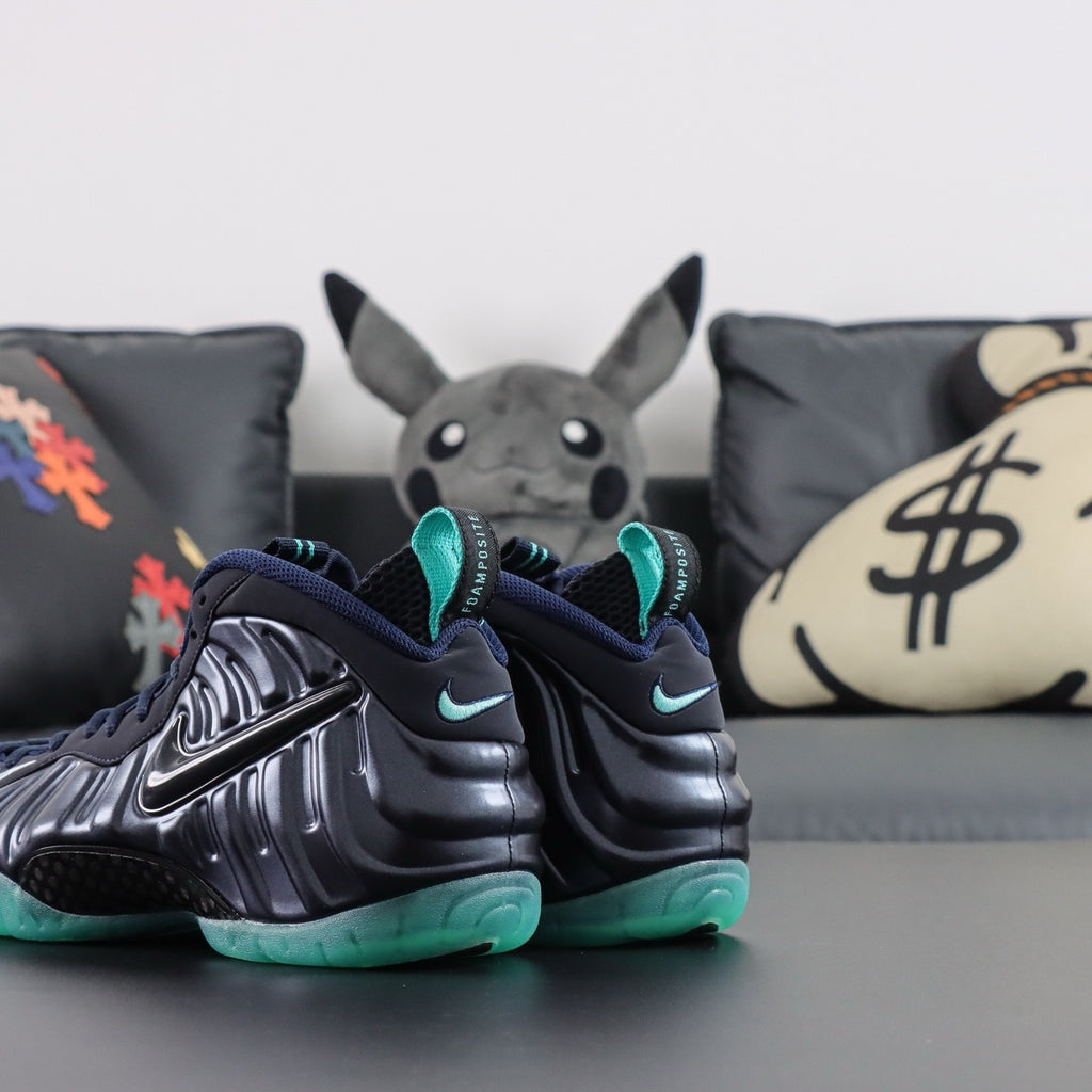 NIKE AIR  Foamposite Pro Dark Obsidian