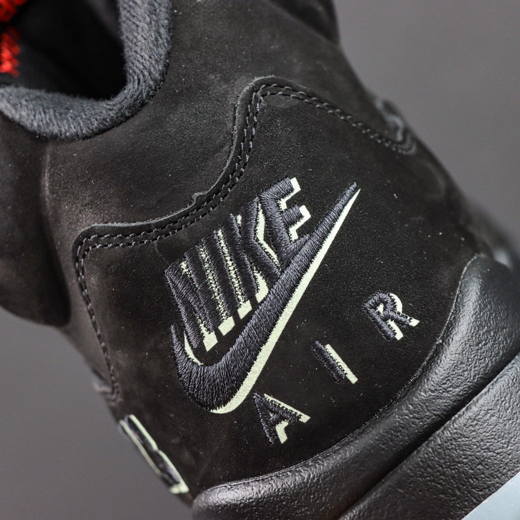 Jordan 5 Retro 'Halloween'