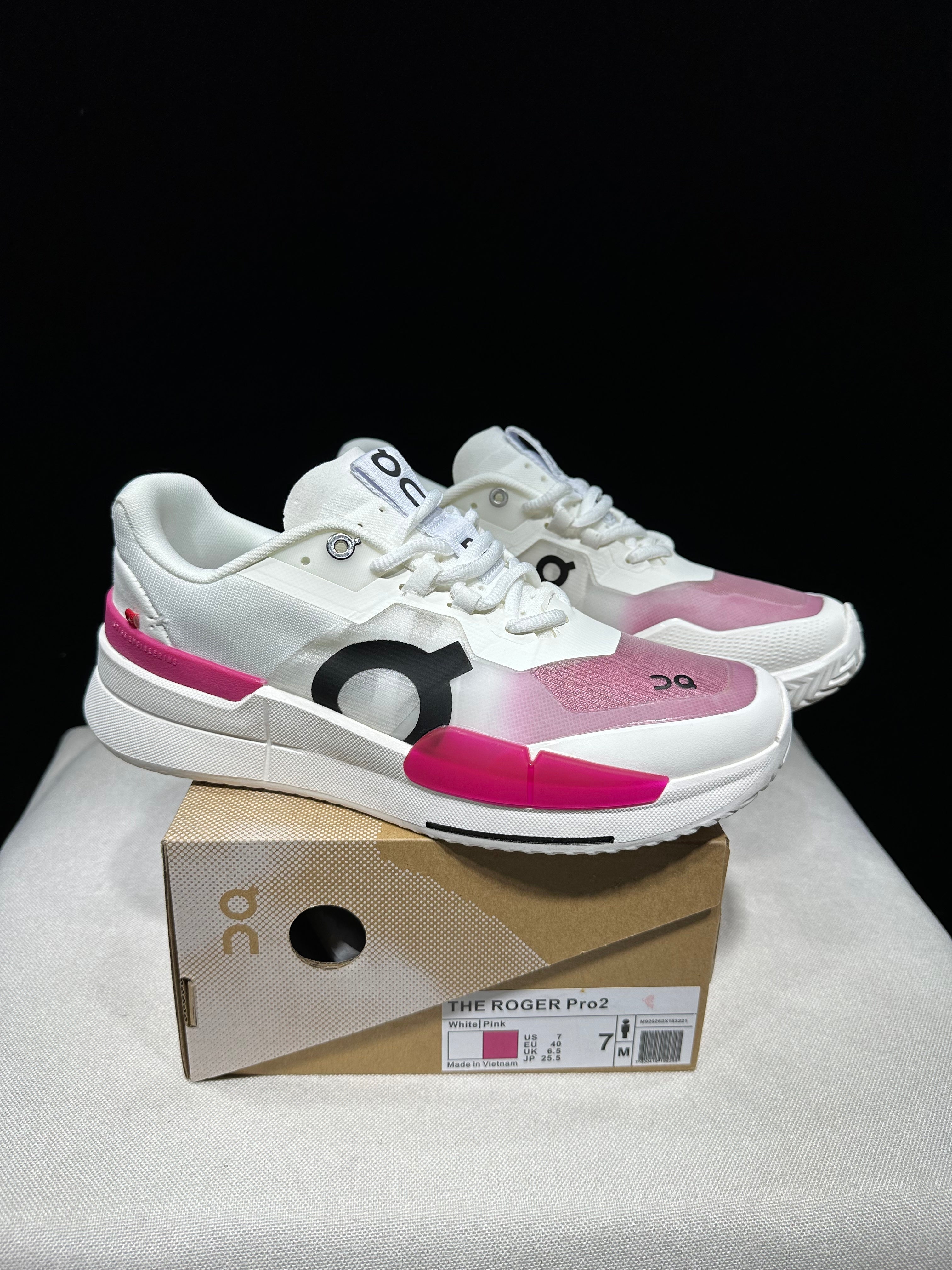 THE ROGER Pro 2 'White | Pink'