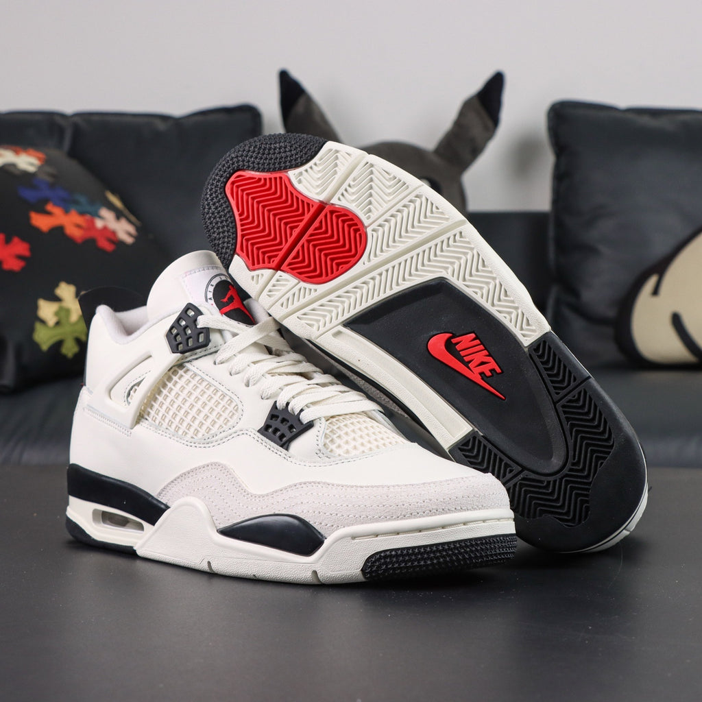 Jordan 4 Retro 'Flight Club'