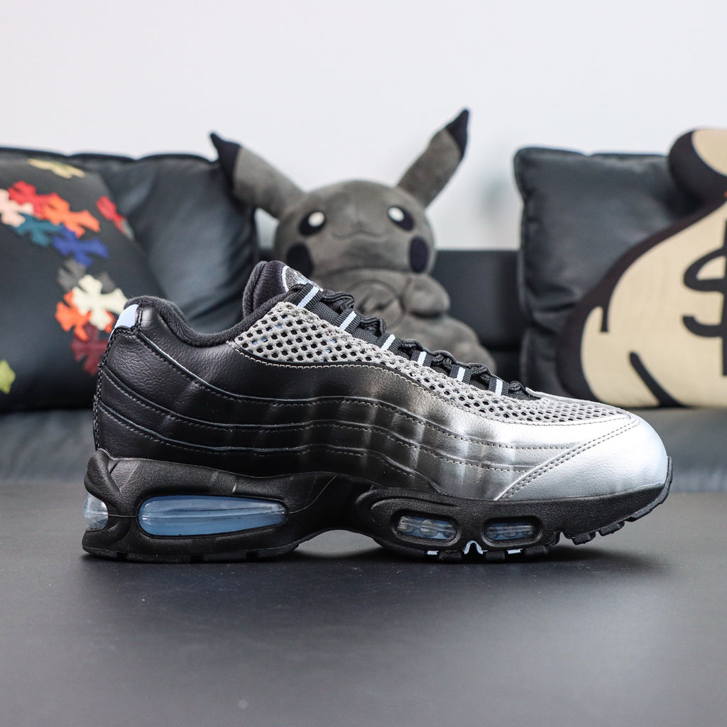 Nike Air Max 95 Big Bubble x Palace 'Metallic Silver'