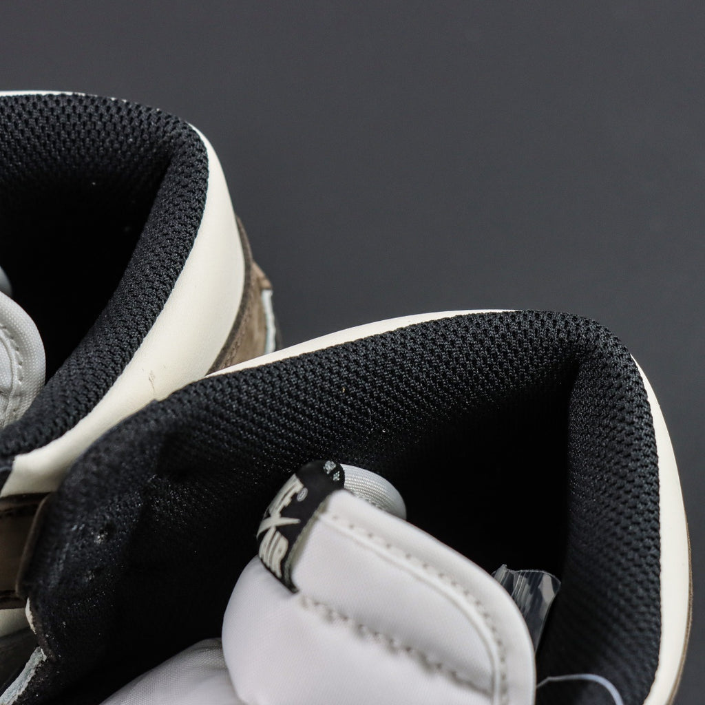 Jordan 1 Retro High OG 'Dark Mocha'