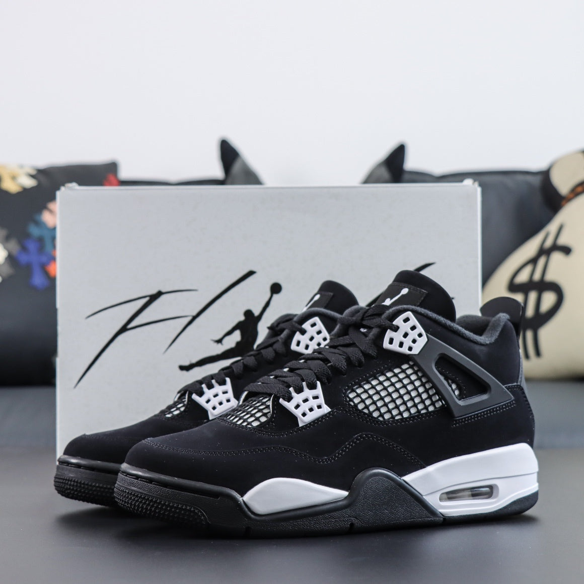 Jordan 4 Retro 'White Thunder'