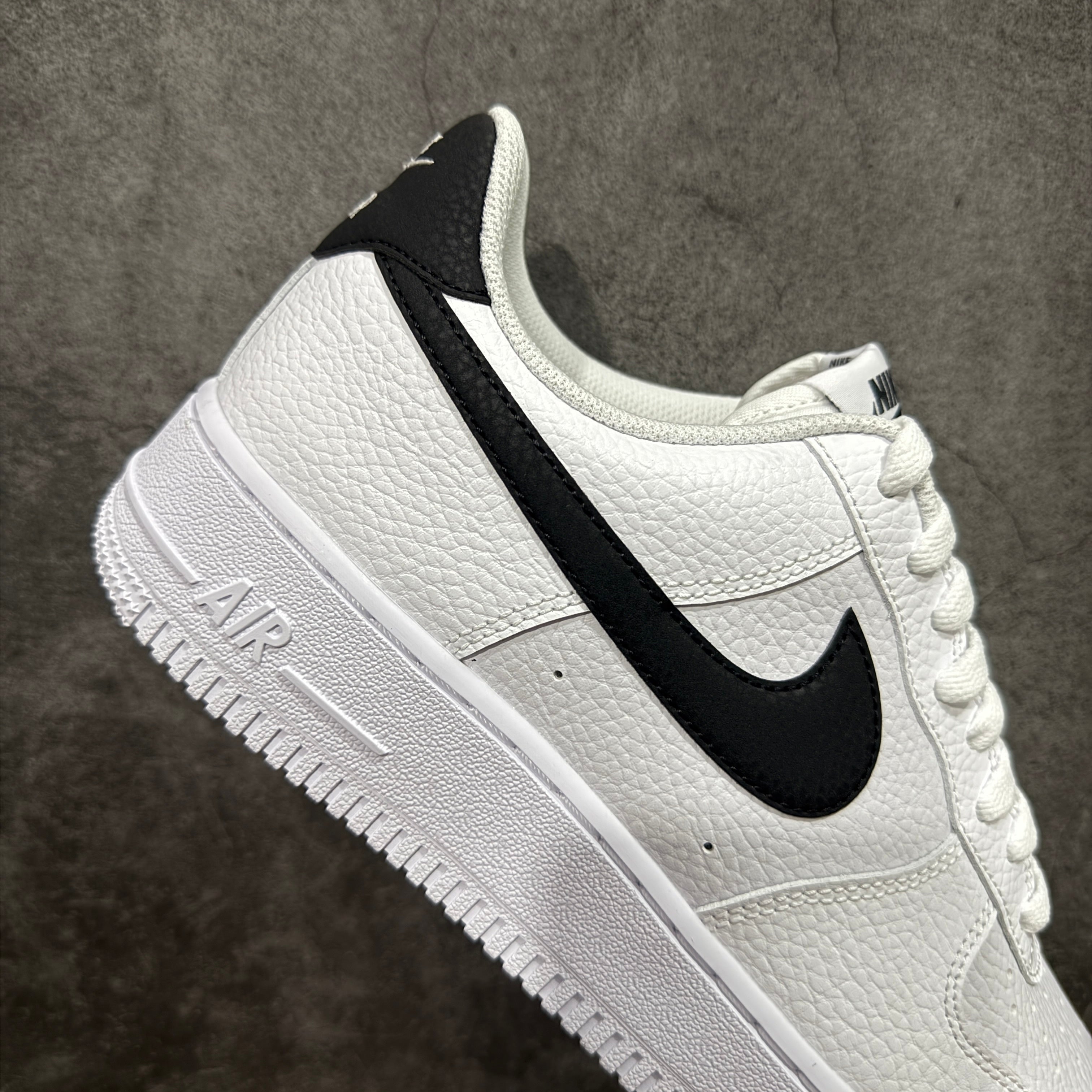 Nike Air Force 1 '07 'White Black'