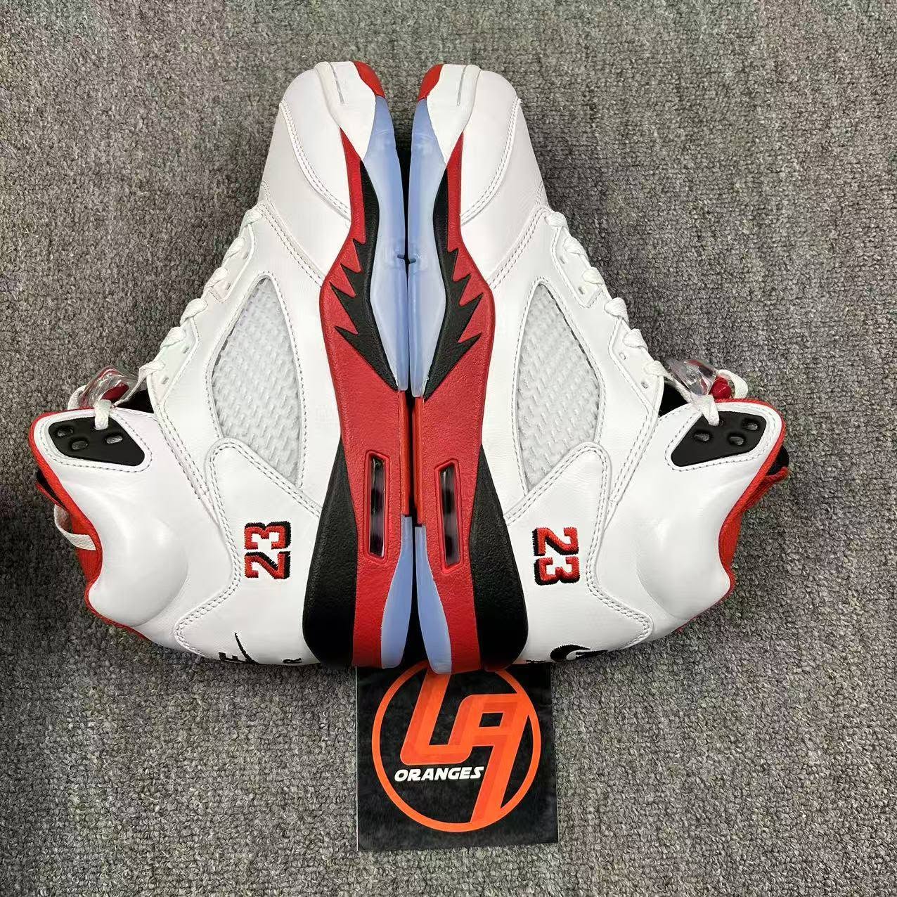 Jordan 5 Retro 'Fire Red Black Tongue 2025'