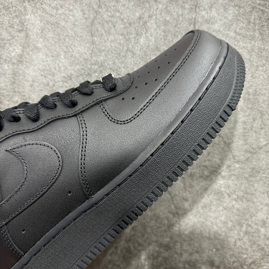 Nike Air Force 1 Low '07 'Triple Black'