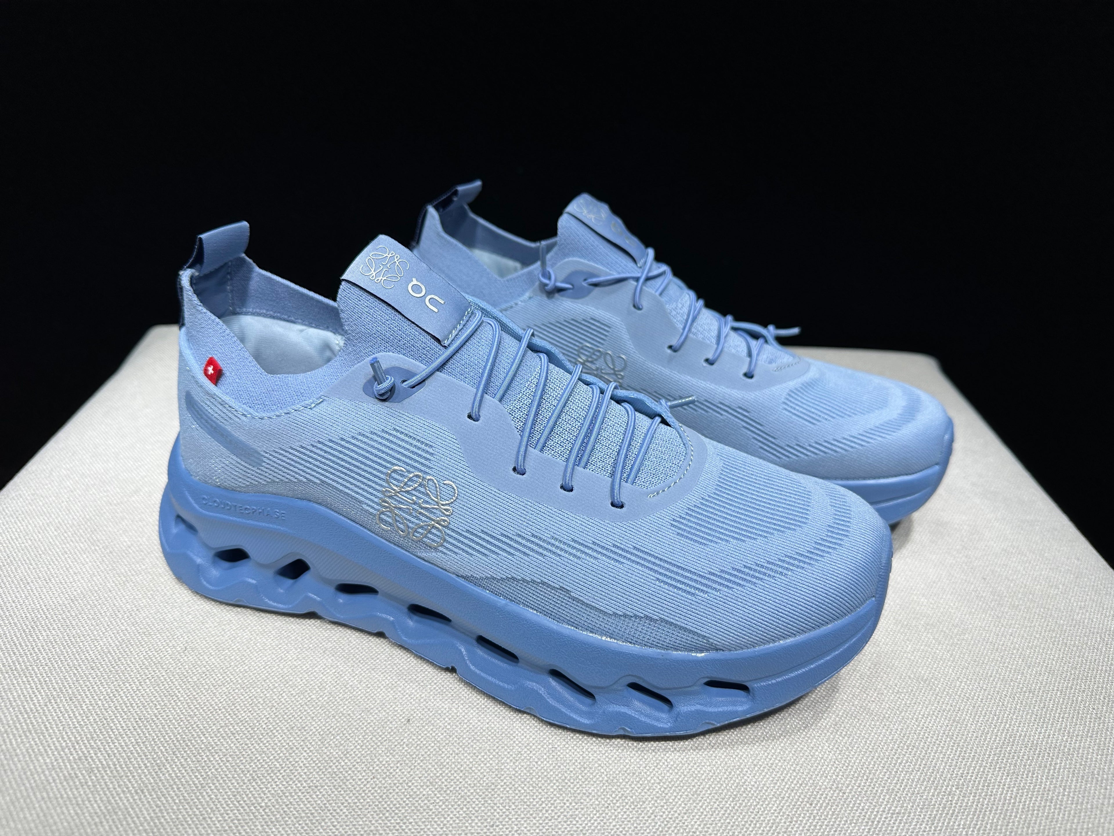 ON - Cloudtilt x Loewe 'Forever Blue'