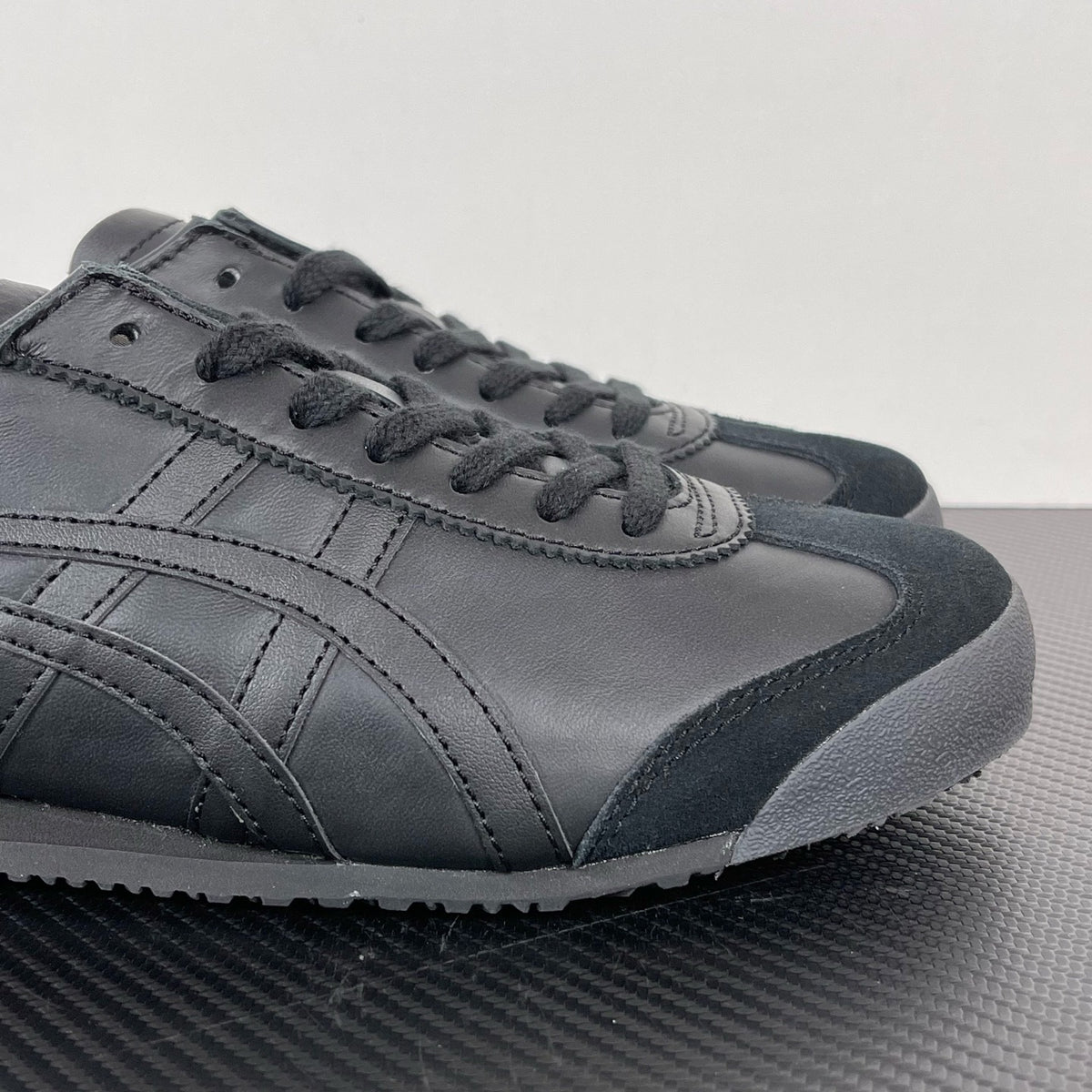 Onitsuka Tiger Mexico 66 'Black'