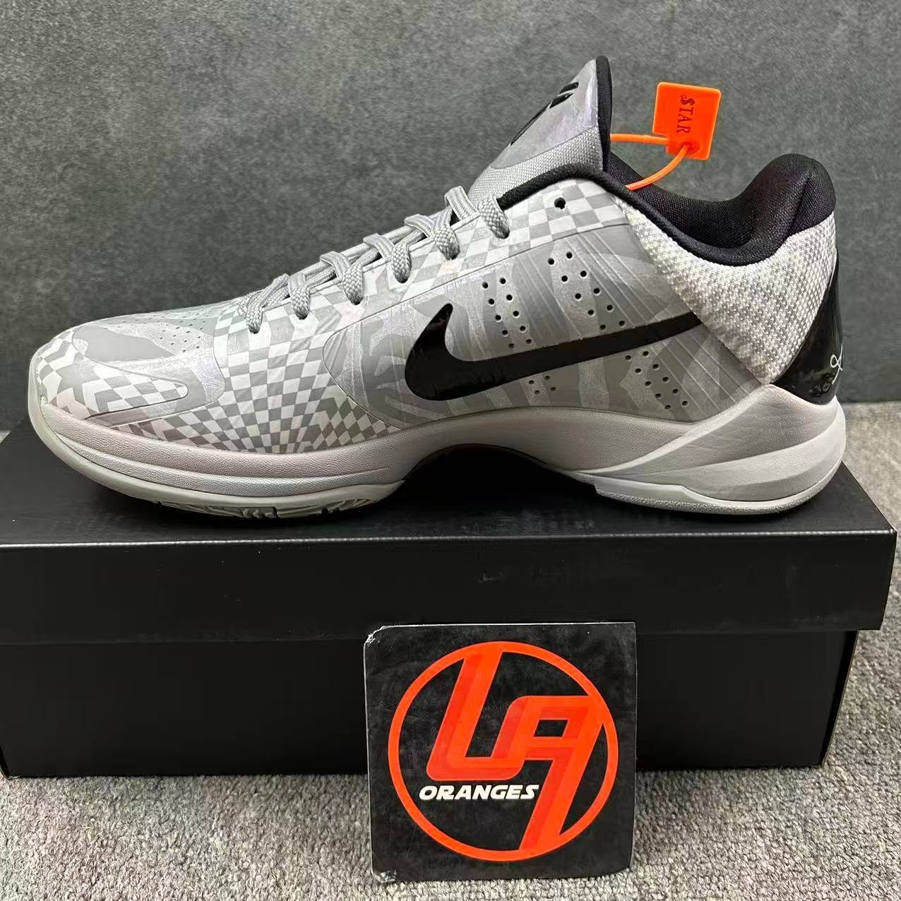 Kobe 5 Protro Zebra PE Demar Derozan
