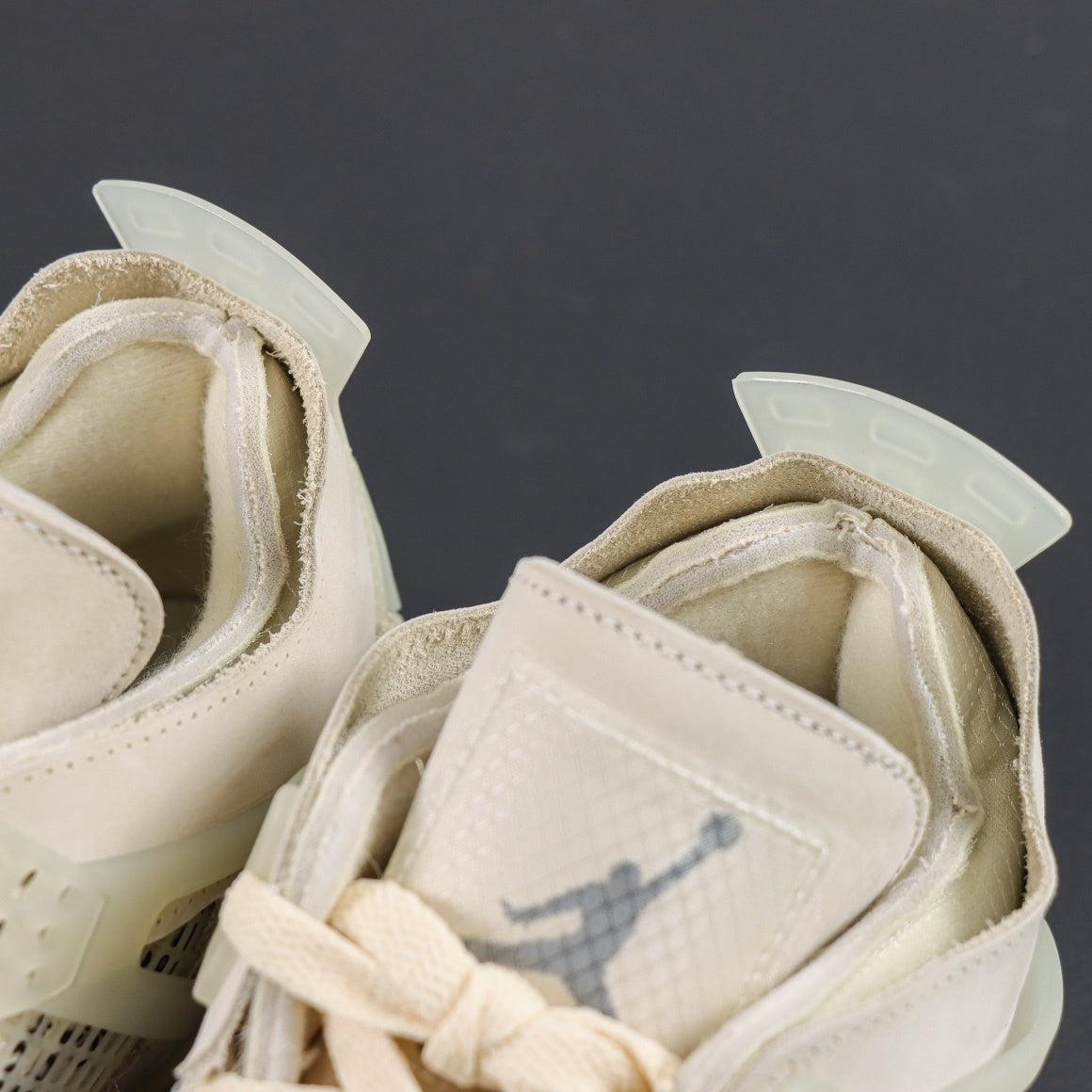 Jordan 4 x Off-White 'Sail'