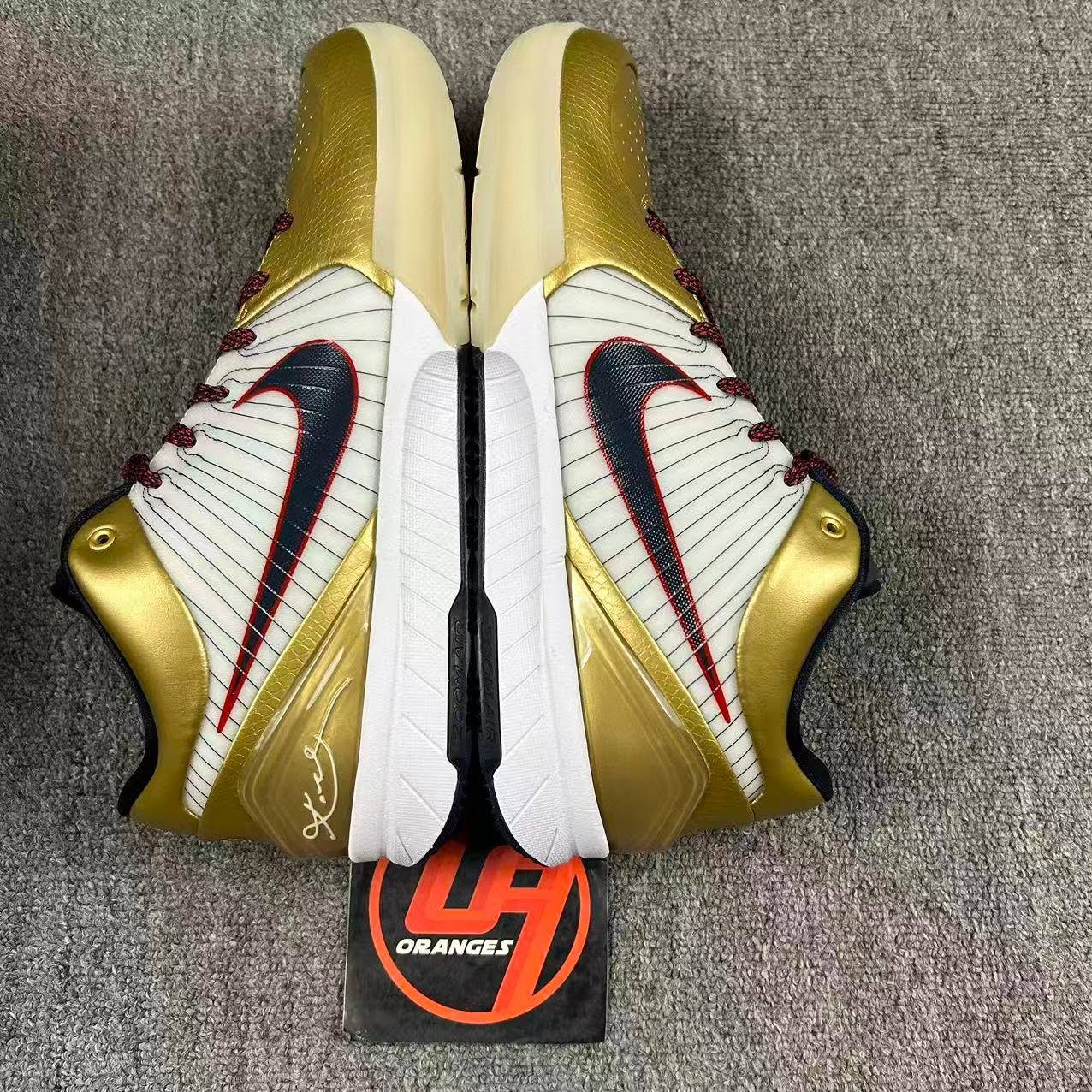 Kobe 4 Protro Gold Medal