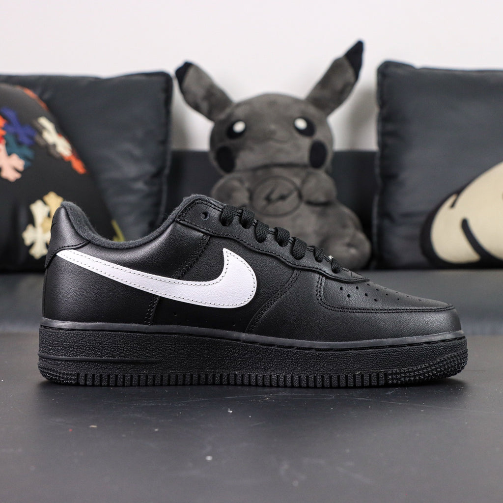 Nike Air Force 1 Low x Supreme 'Black White'