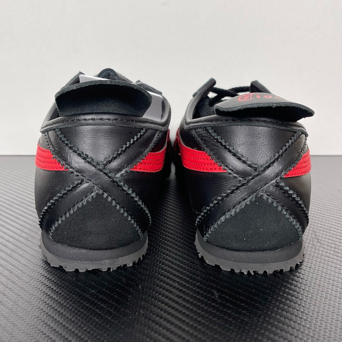 Onitsuka Tiger Mexico 66 'Black Classic Red'