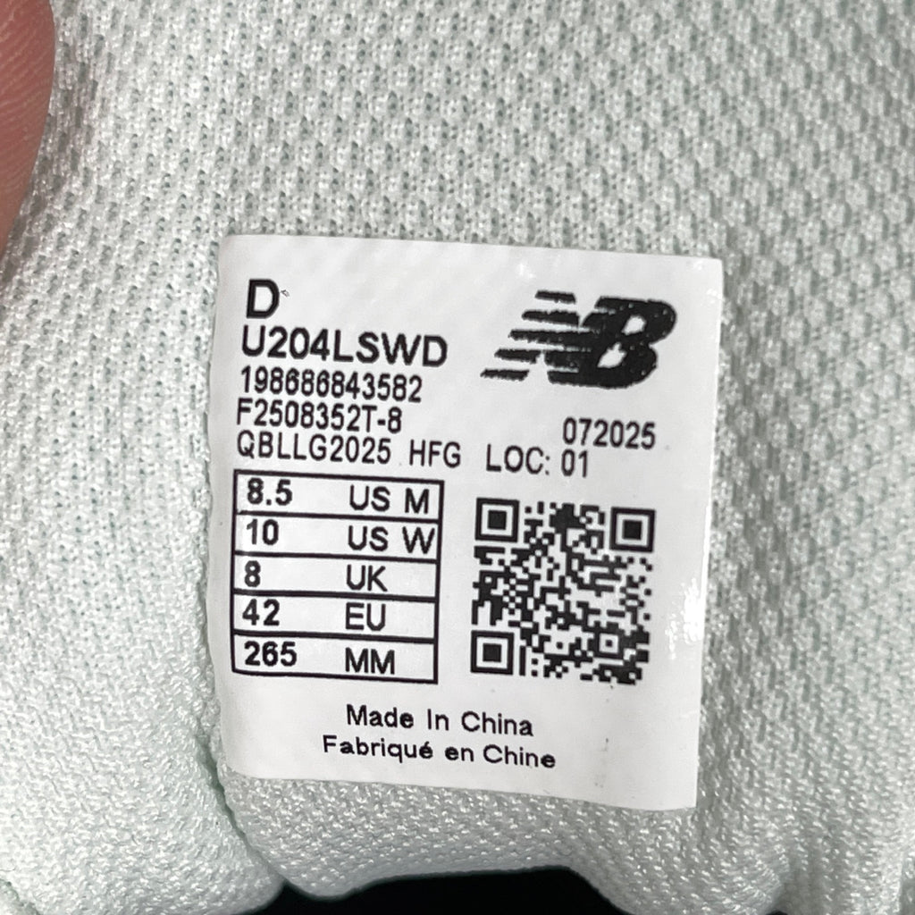 New Balance 204L Silver Metallic Black