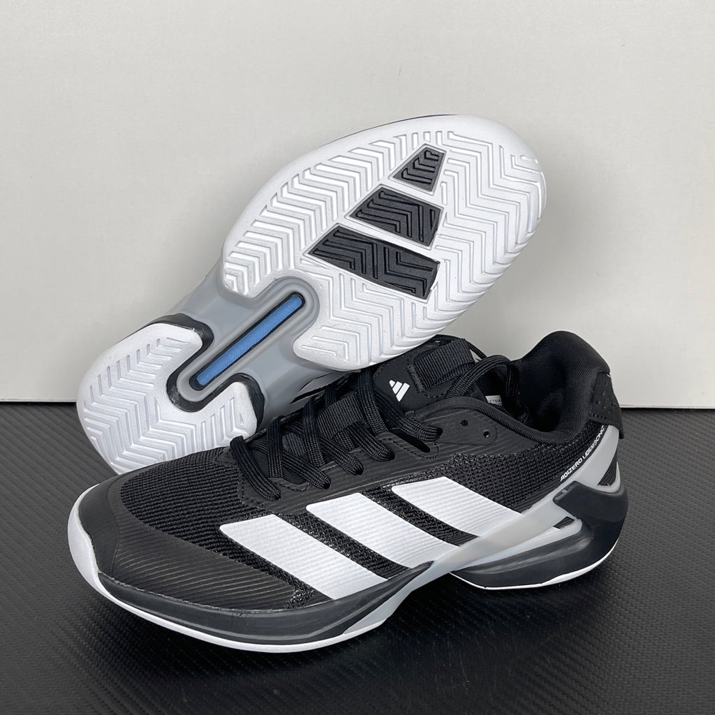 AD ADIZERO UBERSONIC 5 Tennis Shoes in Core Black / Zero Metallic / Silver Metallic