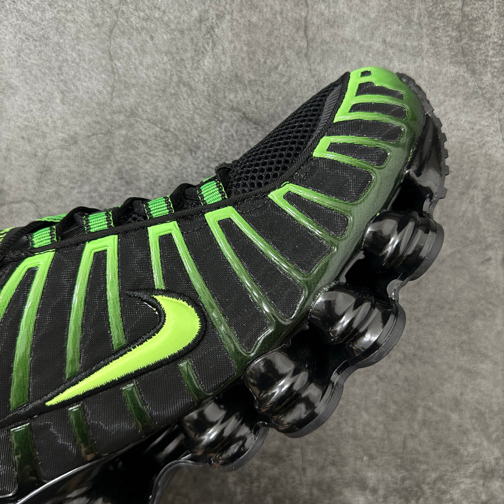 NIKE SHOX TLX Black Green Strike