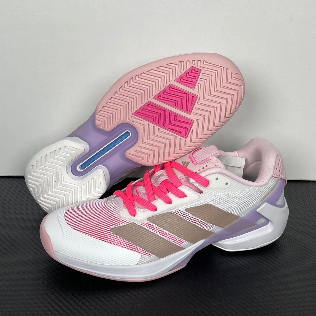 AD ADIZERO UBERSONIC 5 (in the Cloud White, Ash Pearl, and Lucid Pink / JP7313 colorway).