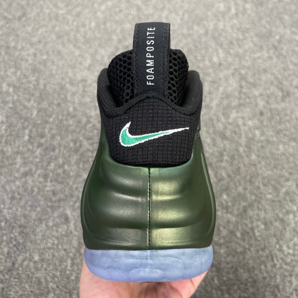 NIKE AIR FOAMPOSITE Pine Green
