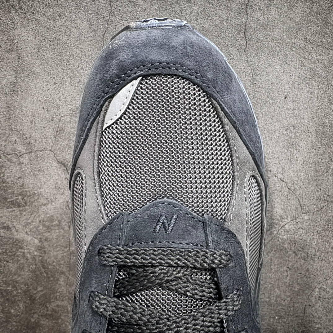 NEW BALANCE 2002R "Vintage Black Grey"