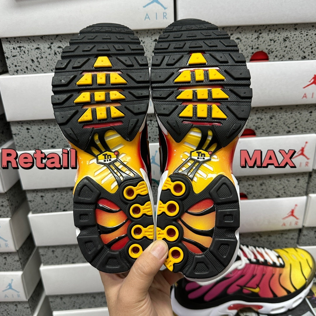 NIKE AIR MAX PLUS Yellow Pink Gradient
